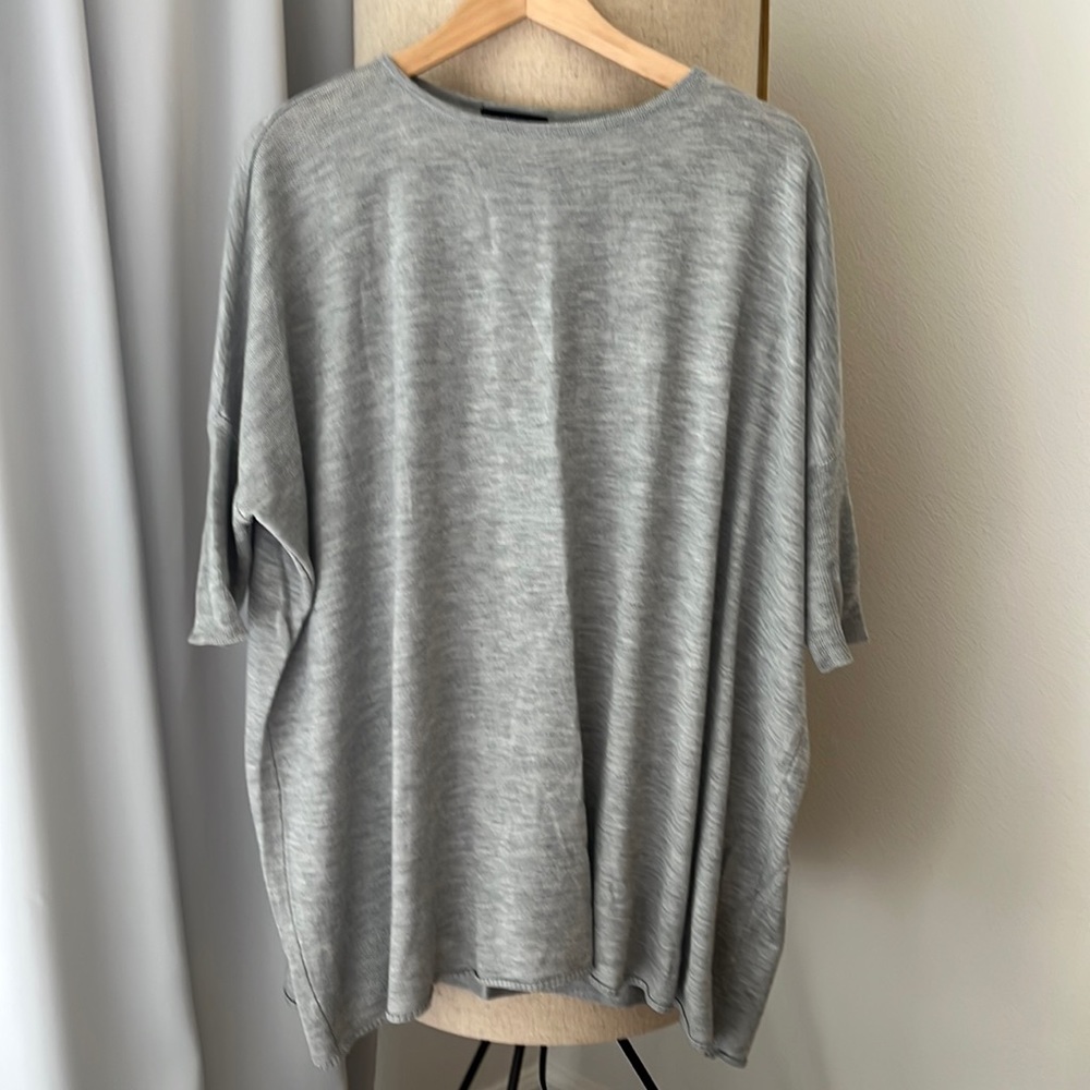 Light knit top